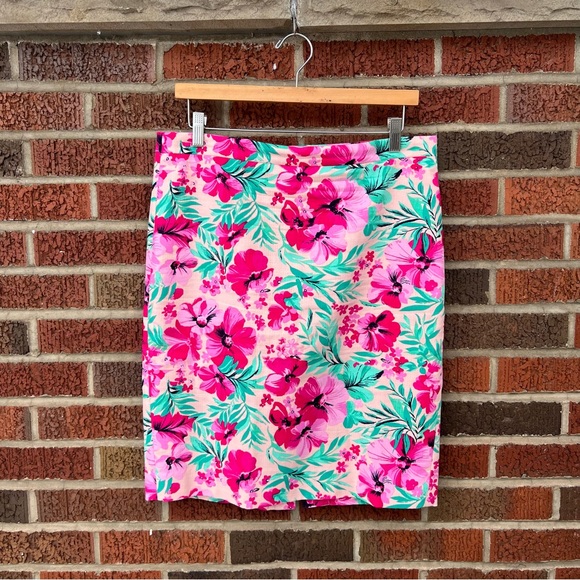 J. Crew Pink and Green Hibiscus Floral Tropical Print Pencil Skirt